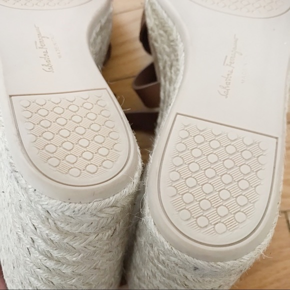 ❌SOLD❌ SALVATORE FERRAGAMO Gioela Paliss Wedge 8.5 - Picture 6 of 6